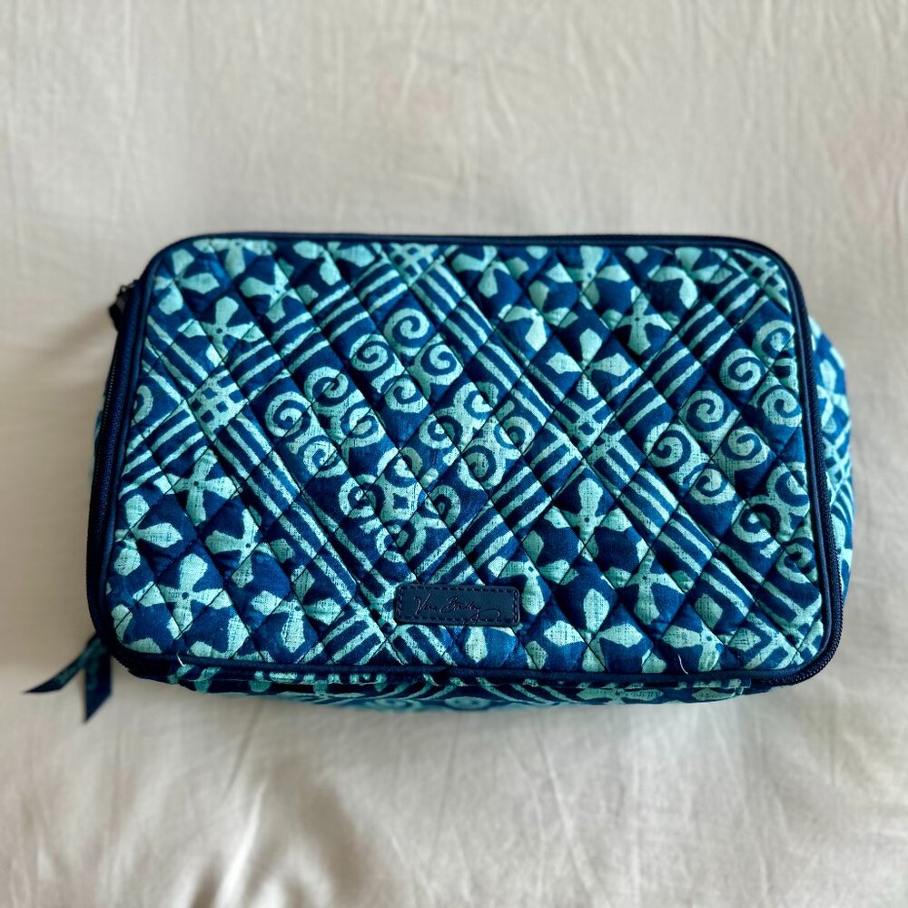 Vera Bradley Large Blush & Brush Makeup Case NWT, Color: Cuban Tiles